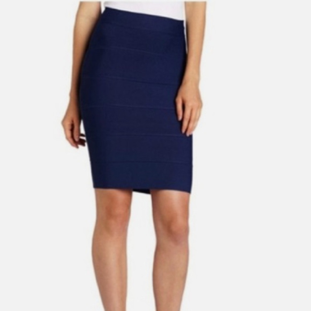 NWT BCBG MAXAZRIA Navy Blue ALEXA Bodycon Bandage Pencil Skirt Size Small